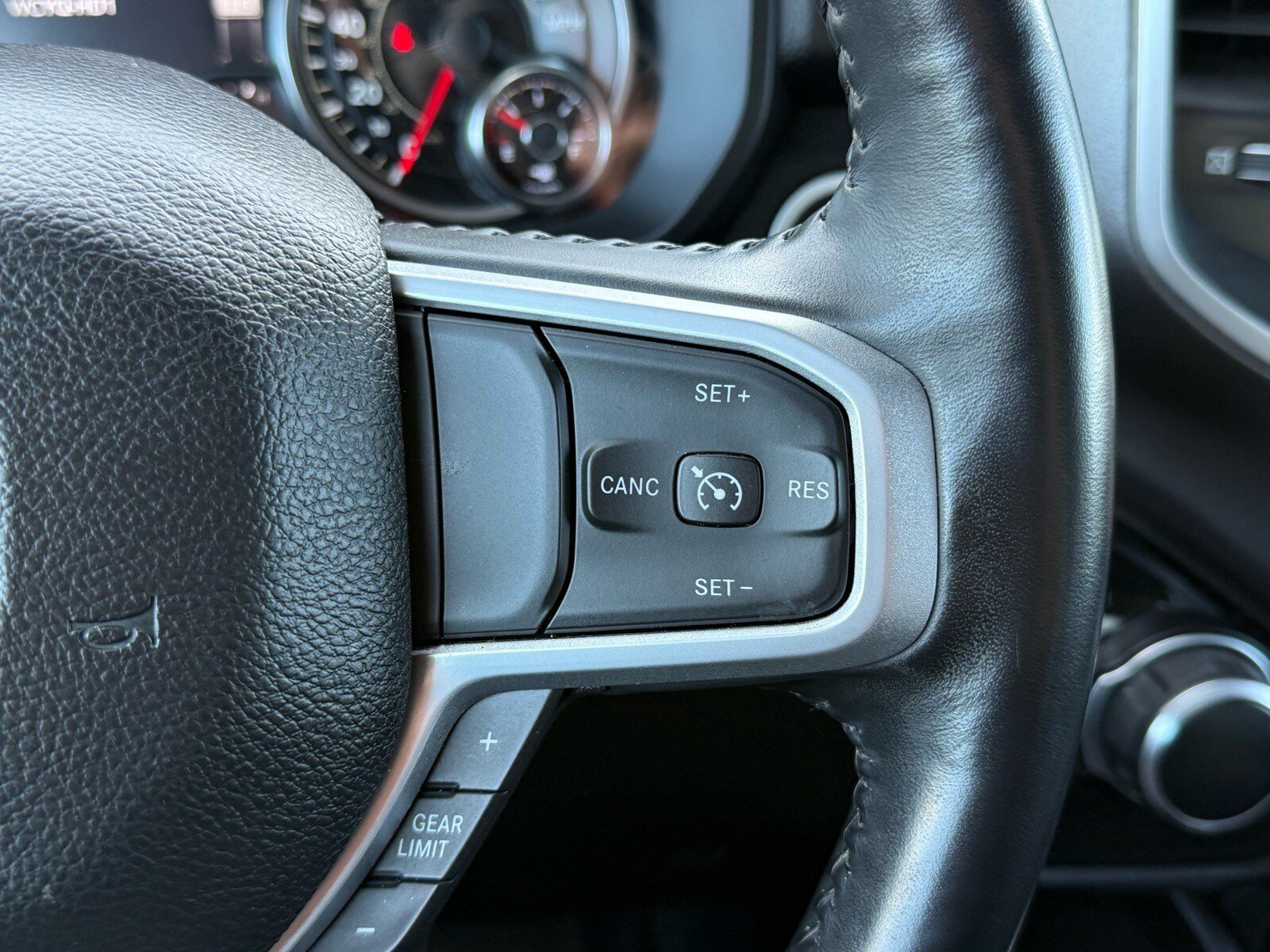 Used 2023 RAM 1500 Big Horn AWD/4WD image 16