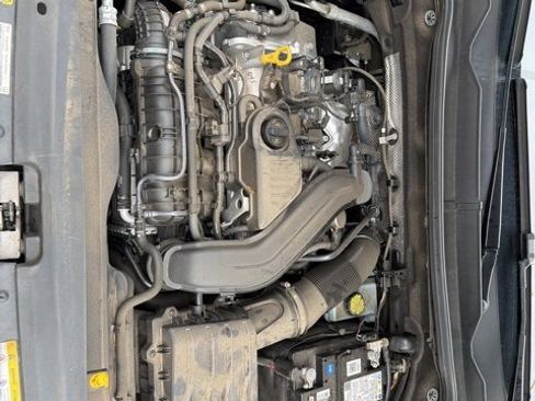 Used 2022 Volkswagen Taos SE image 23