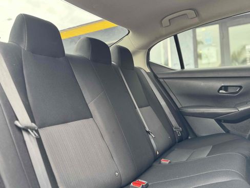 Used 2024 Nissan Sentra SV image 15