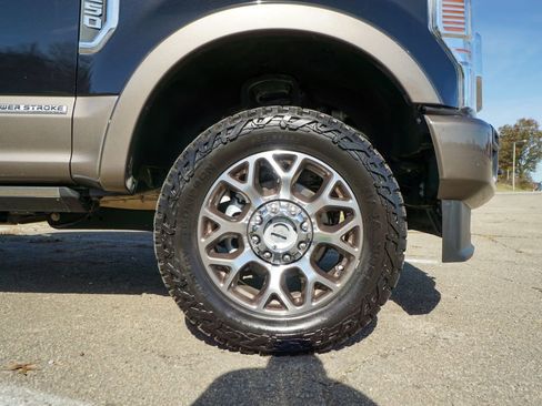 Used 2020 Ford F250 King Ranch w/ King Ranch Ultimate Package image 5