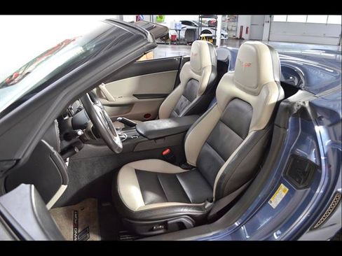 Used 2012 Chevrolet Corvette Grand Sport w/ 2LT Preferred Equipment Group RWD image 15