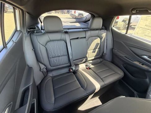 New 2026 Buick Envista Avenir image 33