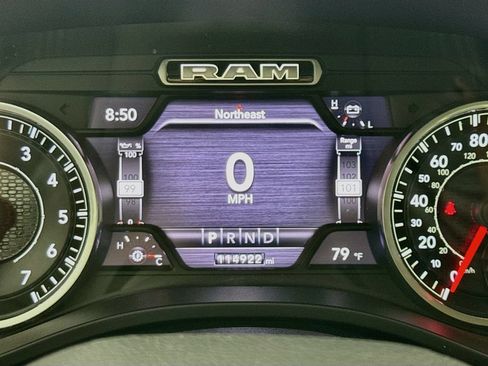 Used 2020 RAM 1500 Laramie AWD/4WD image 13