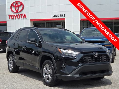 Used 2025 Toyota RAV4 XLE w/ Convenience Package AWD/4WD image 1