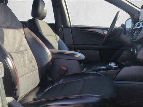 Used 2024 Ford Escape ST-Line image 20