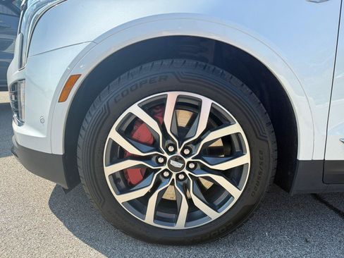 Used 2023 Cadillac XT5 Sportv w/ Platinum Package AWD/4WD image 33