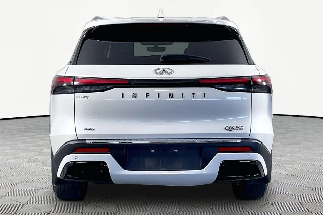 Used 2023 INFINITI QX60 Luxe w/ Cargo Package AWD/4WD image 4