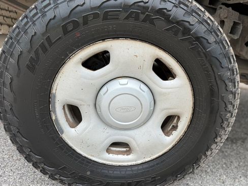 Used 2009 Ford F150 XL AWD/4WD image 17