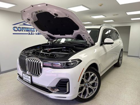 Used 2020 BMW X7 xDrive40i w/ Cold Weather Package AWD/4WD image 36