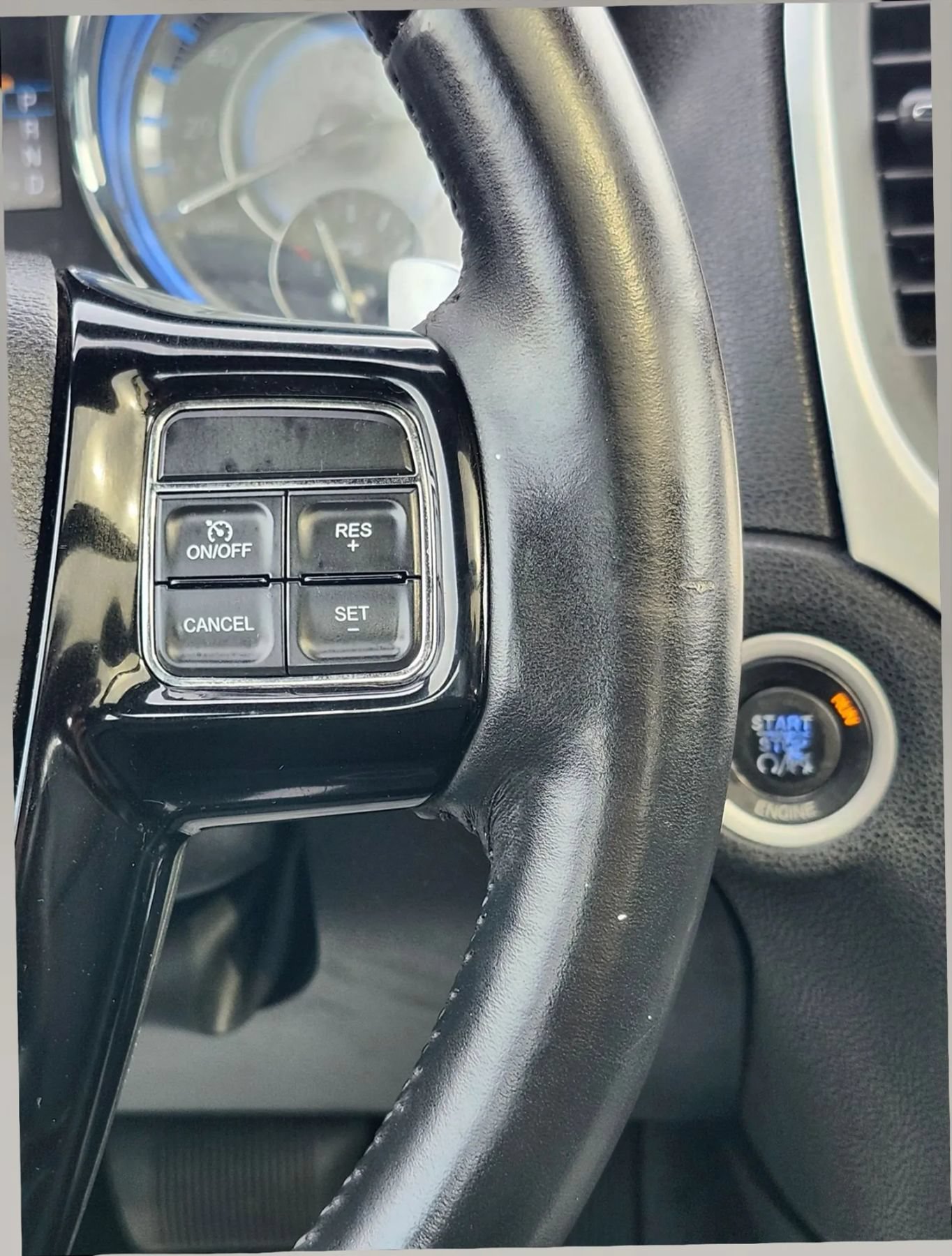 Used 2013 Chrysler 300 S AWD/4WD image 23