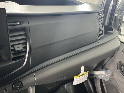 New 2026 Ford Transit 250 Low Roof AWD image 19