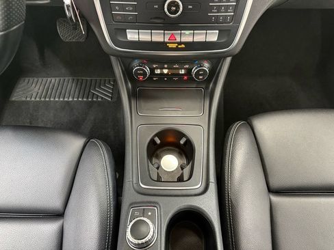 Used 2019 Mercedes-Benz GLA 250 4MATIC image 20