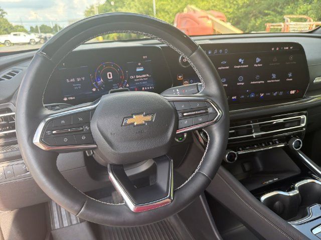 Certified 2025 Chevrolet Traverse High Country w/ LPO, Floor Liner Package FWD image 20