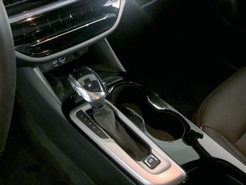 Used 2025 Buick Envista Avenir FWD image 17