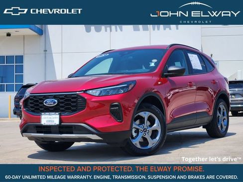 Used 2025 Ford Escape ST-Line AWD/4WD image 1