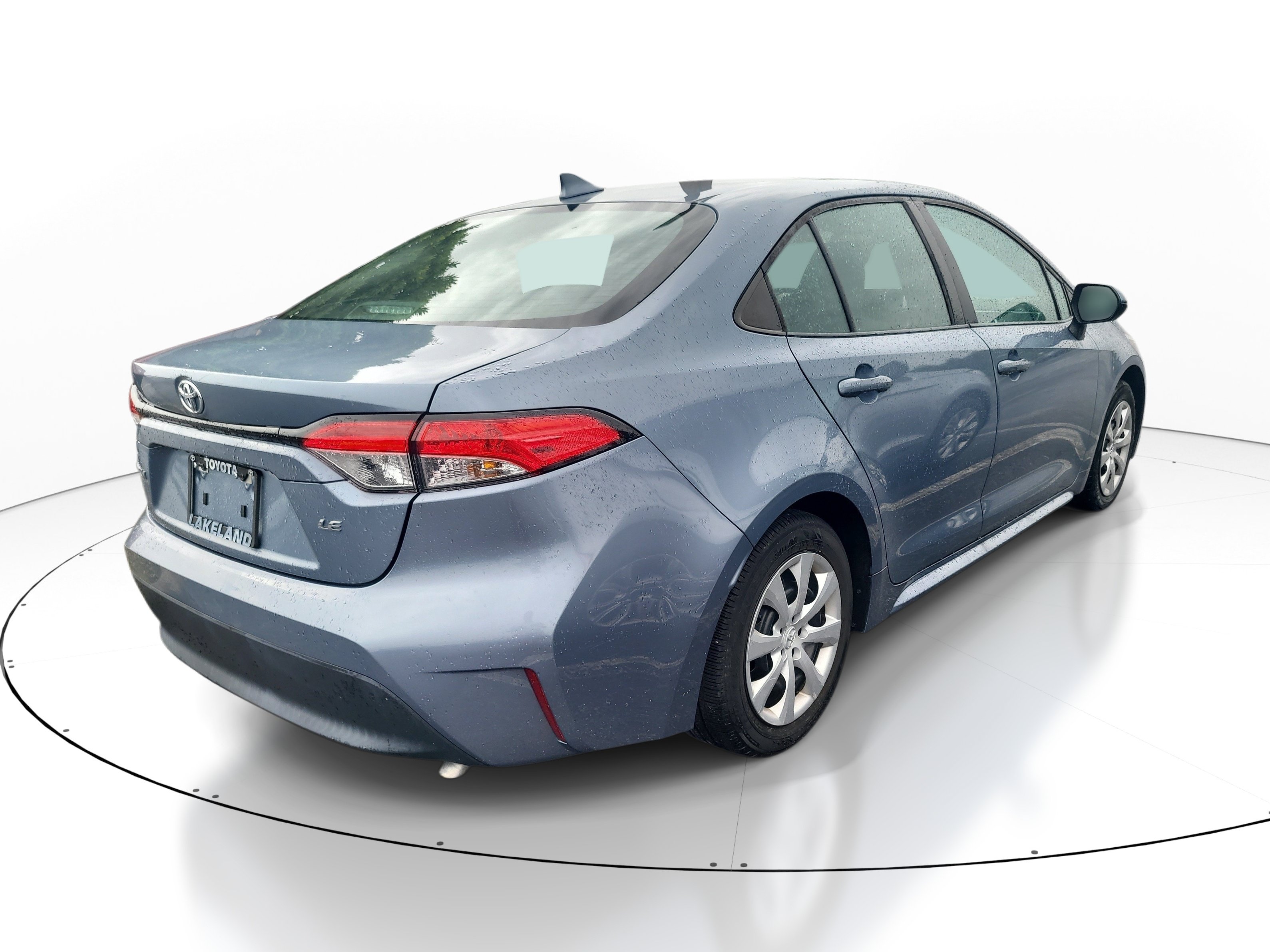 Used 2024 Toyota Corolla LE FWD image 7