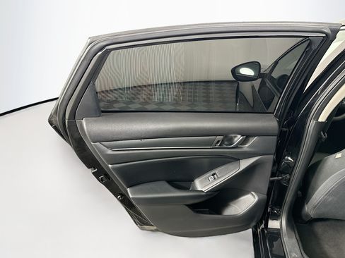 Used 2018 Honda Accord LX image 24