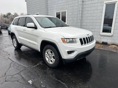 Used 2015 Jeep Grand Cherokee Laredo w/ Quick Order Package 23E image 3