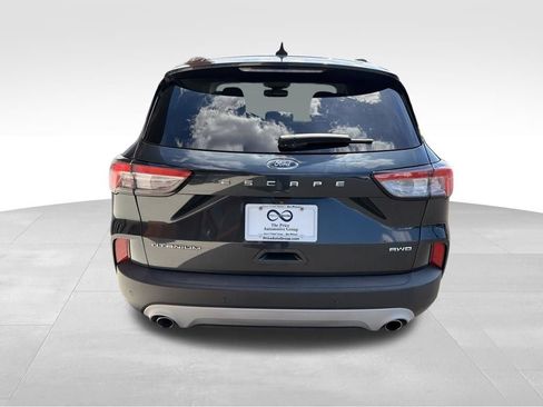 Used 2022 Ford Escape Titanium AWD/4WD image 6