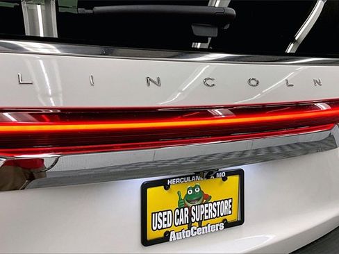 Used 2024 Lincoln Navigator Reserve image 8