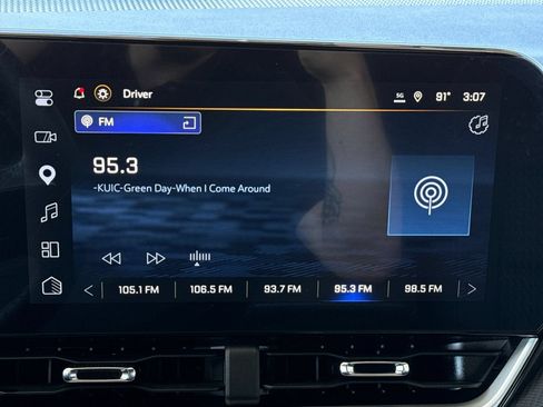 Used 2026 Chevrolet Equinox LT w/ Safety and Technology Package FWD image 29