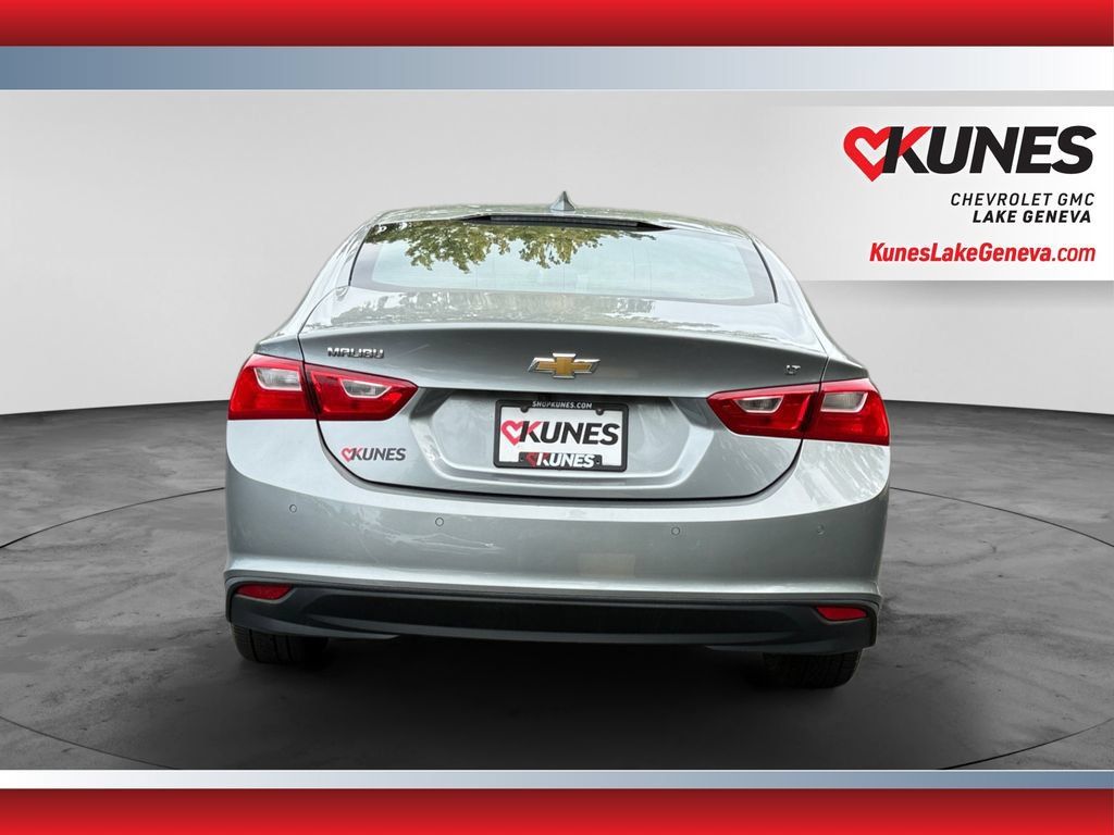 Used 2025 Chevrolet Malibu LT FWD image 8