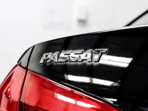 Used 2015 Volkswagen Passat TDI SE FWD image 53