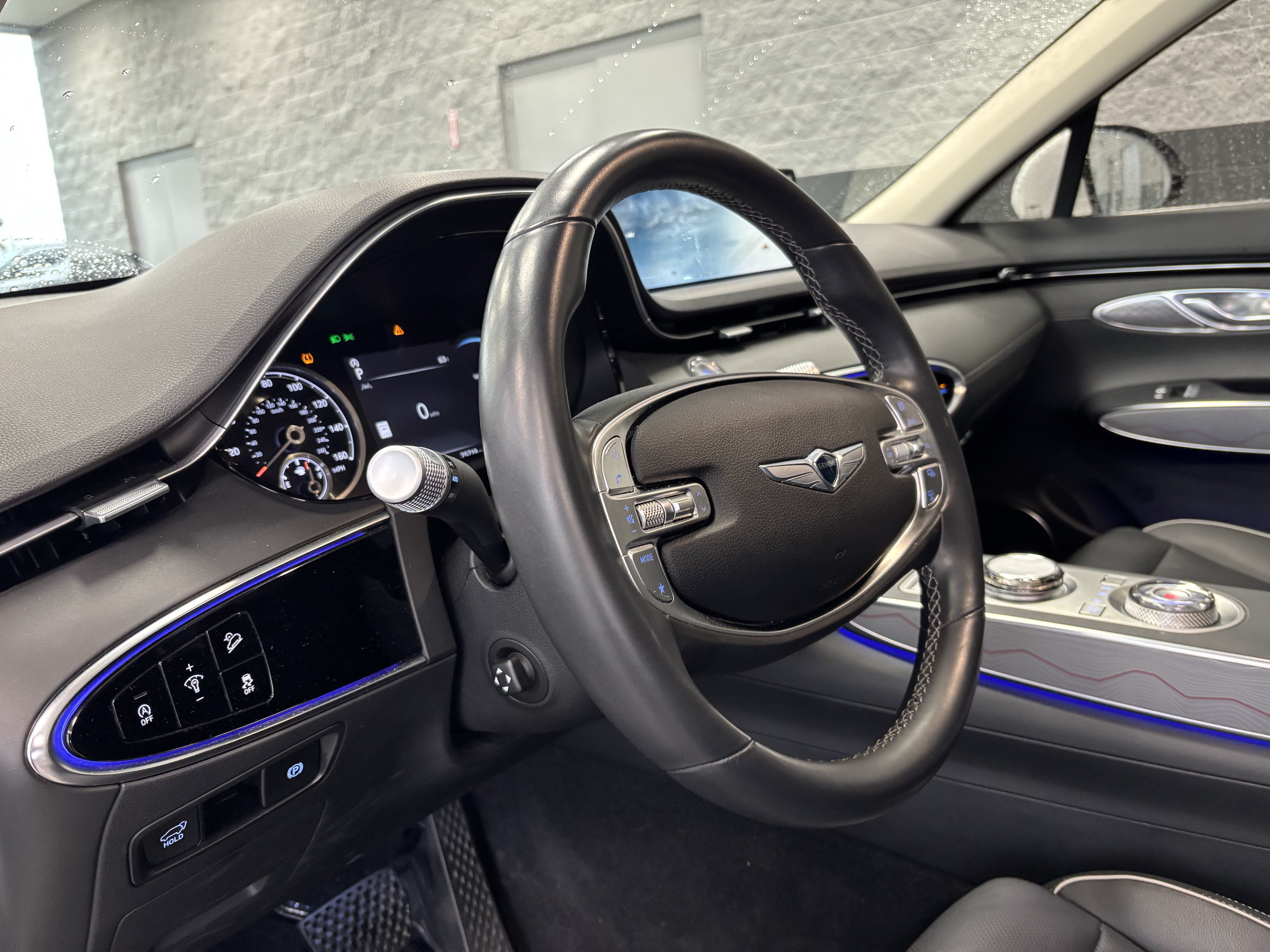 Used 2023 Genesis GV70 2.5T w/ Advanced Package AWD/4WD image 17