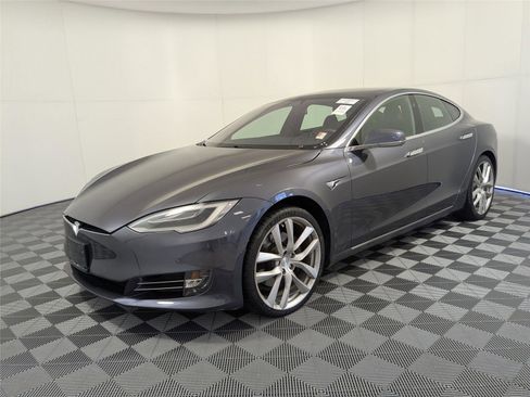 Used 2021 Tesla Model S Long Range image 2