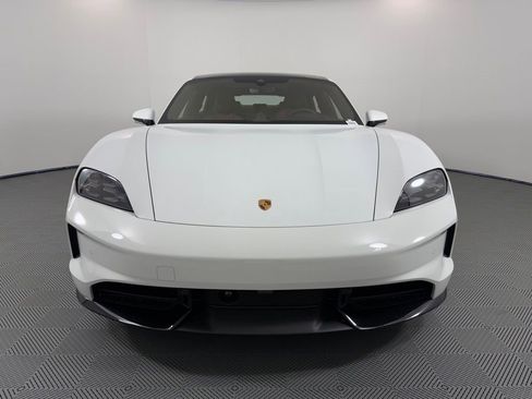 New 2026 Porsche Taycan GTS image 10