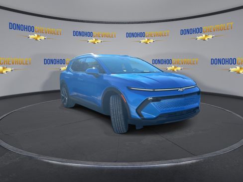 New 2026 Chevrolet Equinox EV LT image 4