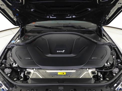 Used 2023 BMW i4 eDrive35 image 6