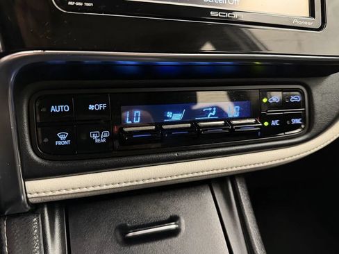 Used 2016 Scion iM FWD image 18