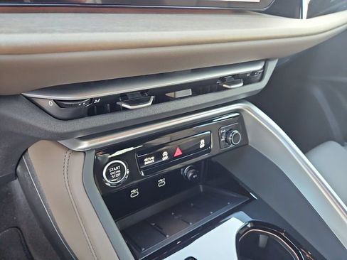 Used 2025 Audi Q5 Premium Plus AWD/4WD image 9