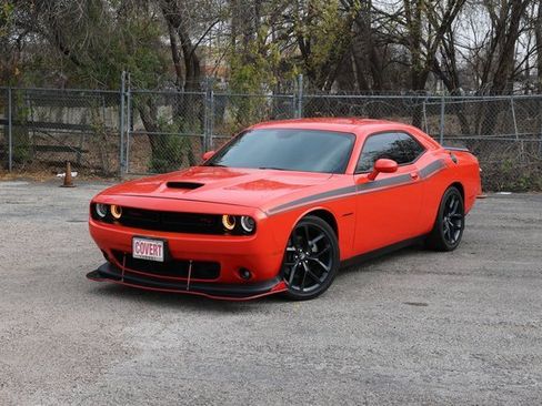 Used 2021 Dodge Challenger R/T w/ Blacktop Package image 1