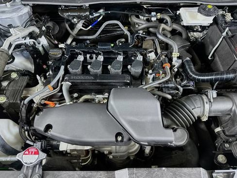Certified 2024 Honda CR-V EX image 33