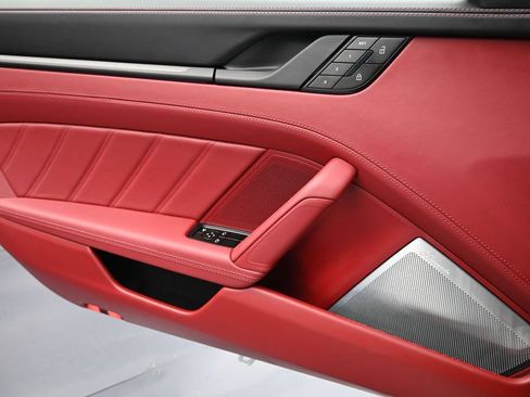 Certified 2026 Porsche 911 Carrera 4S AWD/4WD image 21
