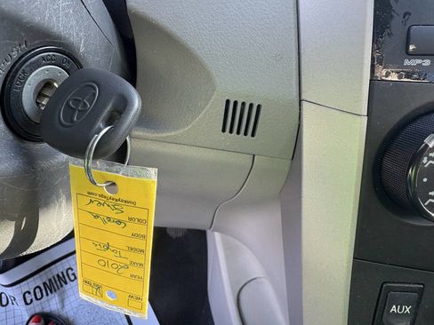 Used 2010 Toyota Corolla LE image 21