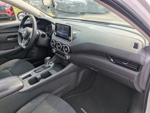 Used 2023 Nissan Sentra SV FWD image 32