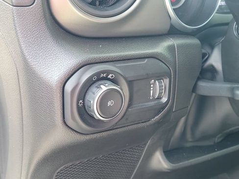 Used 2023 Jeep Wrangler Unlimited Sport AWD/4WD image 18