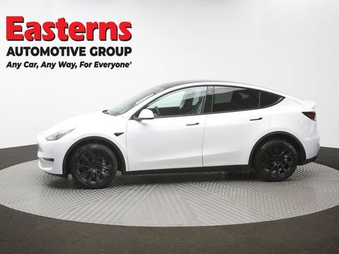Used 2022 Tesla Model Y Long Range AWD/4WD image 53