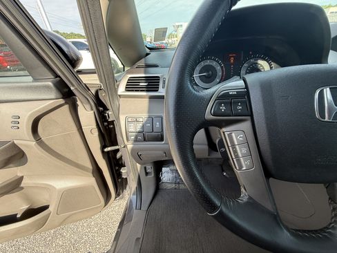 Used 2016 Honda Odyssey Touring image 19