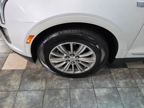 Used 2018 Cadillac XT5 Luxury w/ Driver Awareness Package AWD/4WD image 30