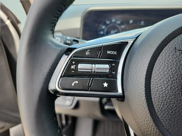 Certified 2025 Kia Seltos EX w/ EX Sunroof Package AWD/4WD image 21