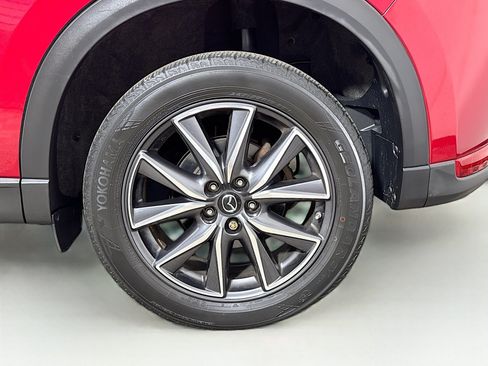Used 2018 MAZDA CX-5 Touring w/ Preferred Equipment Package AWD/4WD image 31