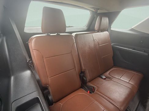 Used 2020 Chevrolet Traverse High Country w/ LPO, Cargo Package AWD/4WD image 14