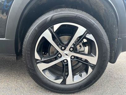 Used 2025 Chevrolet Trax RS w/ Sunroof Package