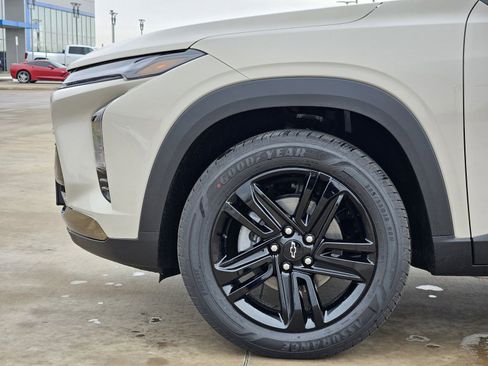 New 2026 Chevrolet Trax ACTIV w/ Sunroof Package image 12