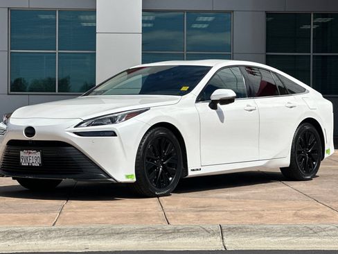Certified 2023 Toyota Mirai w/ Advanced Technology Package RWD image 10