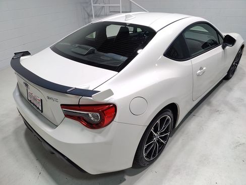 Used 2017 Subaru BRZ Limited RWD image 6